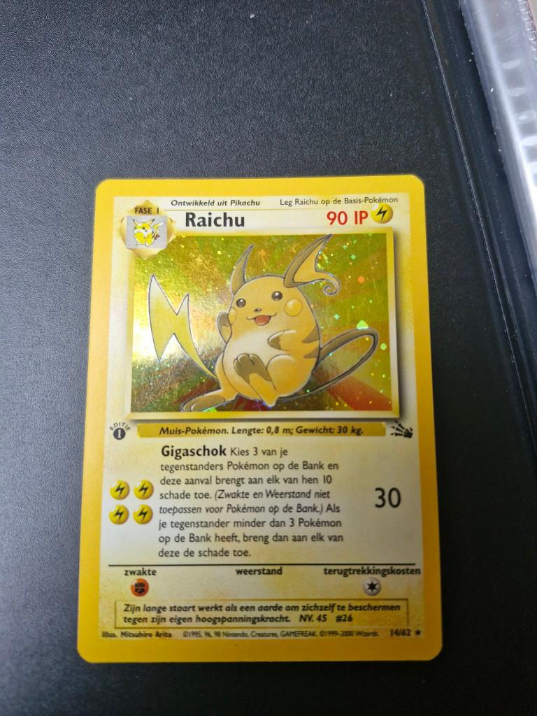 Raichu 1st Edition Fossil NL – vintage Pokémon kaart, Enlèvement