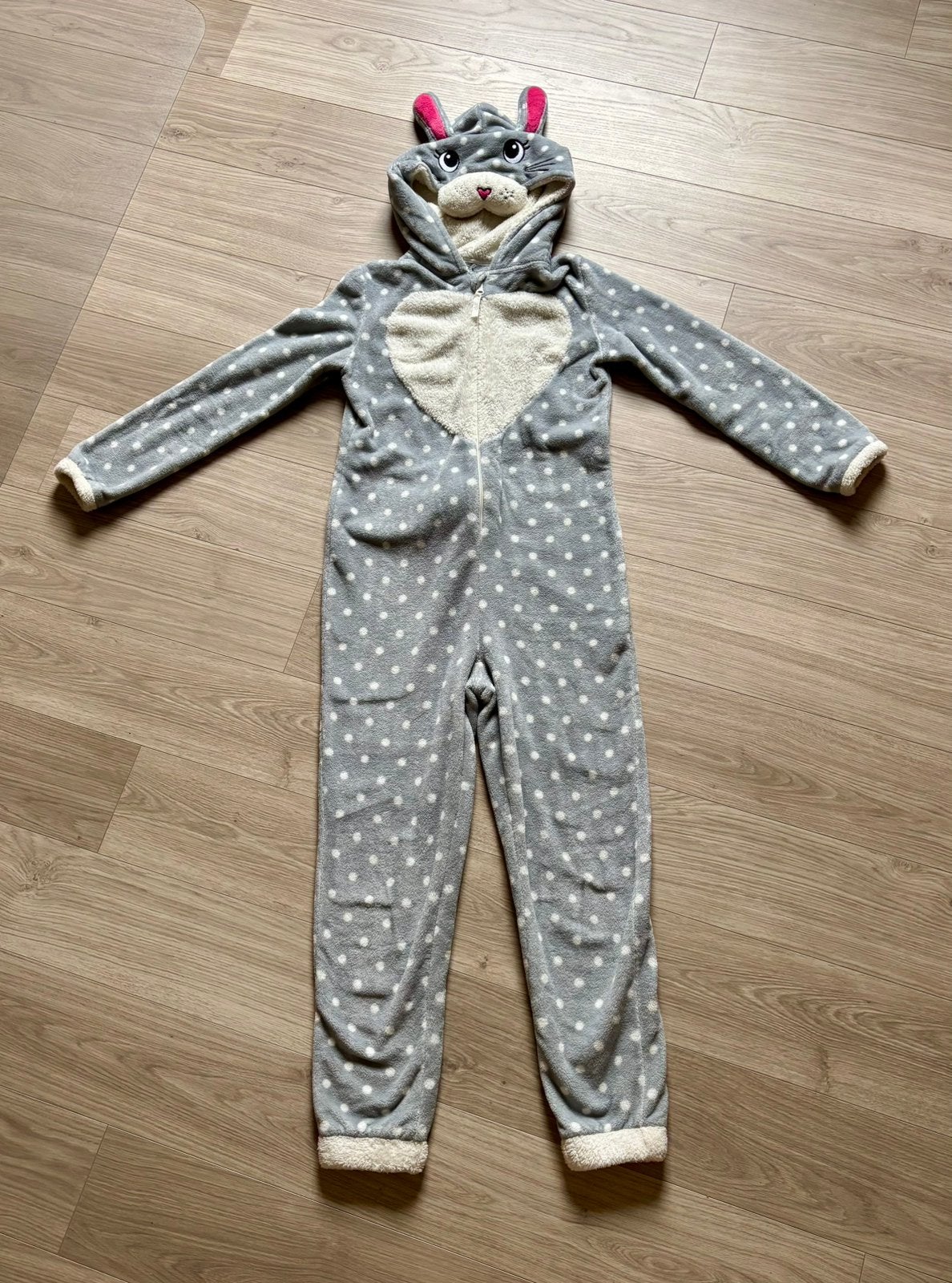 Bunny Onesie maat 146-152 van lola Liza, Enfants & Bébés, Vêtements enfant | Taille 146, Enlèvement, Comme neuf