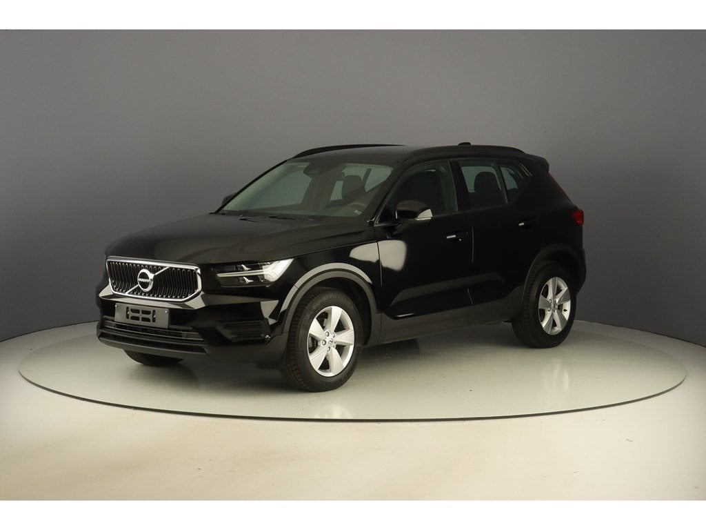 Volvo XC40 1.5T2 129pk Geartronic Momentum, Automaat, Zwart, 95 kW, 5 zetels
