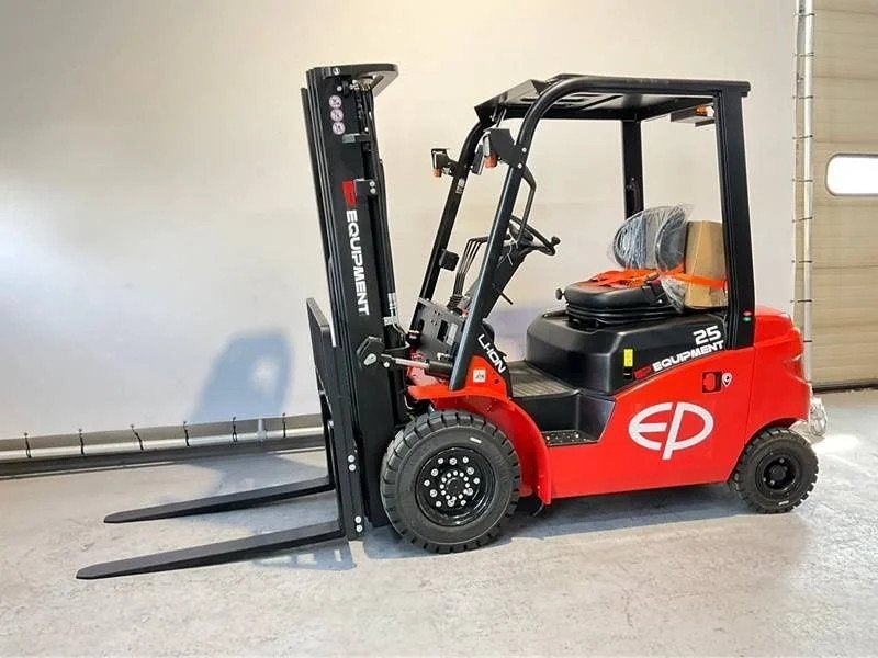 EP EFL253-B met een hefhoogte van 4,80 meter, Articles professionnels, Machines & Construction | Chariots élévateurs & Transport interne