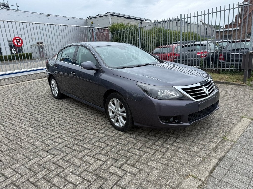 RENAULT LATITUDE / 2.0 DIESEL  / EURO 5 / GEKEURDVOORVERKOOP, Voorwielaandrijving, Euro 5, Zwart, 4 cilinders