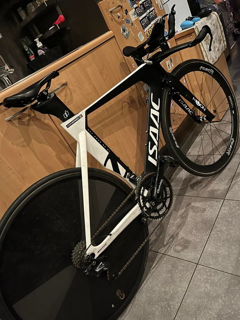 Tijdritfiets isaac, Fietsen en Brommers, Fietsen | Racefietsen, Ophalen, Zo goed als nieuw
