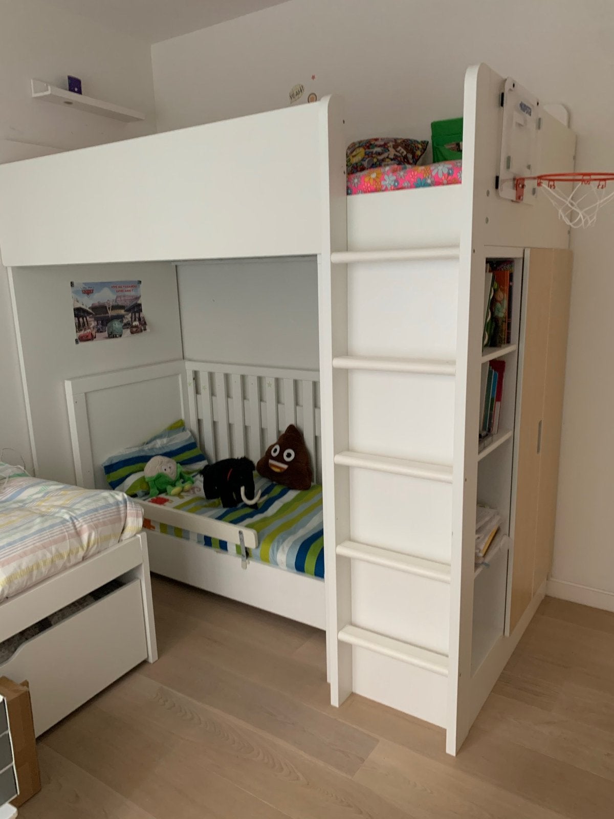 Lit mezzanine avec armoire IKEA STUVA, Enfants & Bébés, Chambre d'enfant | Lits superposés & Lits mezzanines, Enlèvement, Comme neuf