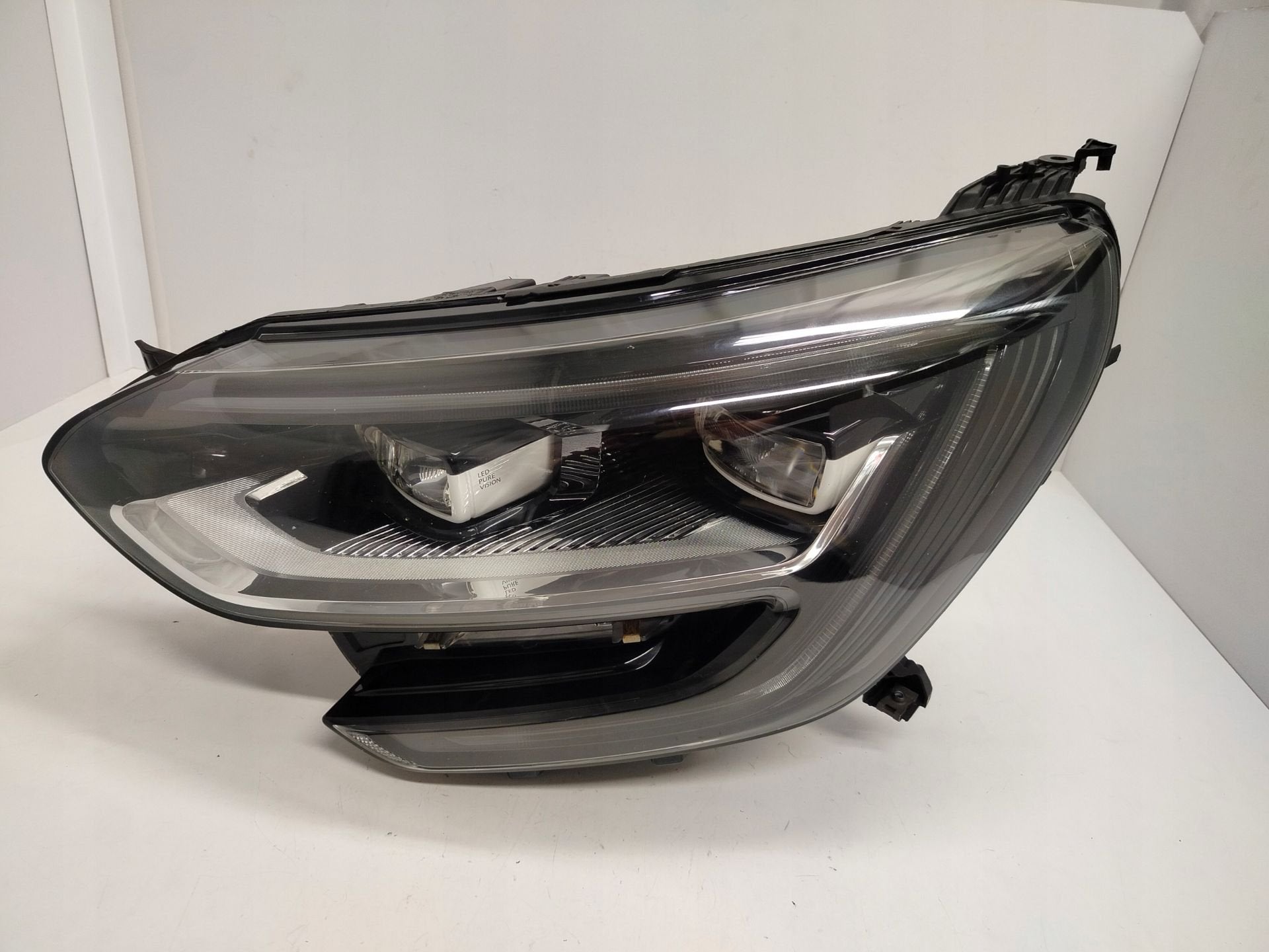 Phare gauche Renault Megane IV RS 260606450R, Autos : Pièces & Accessoires, Renault Group, Contact.group@renault.com, Renault
