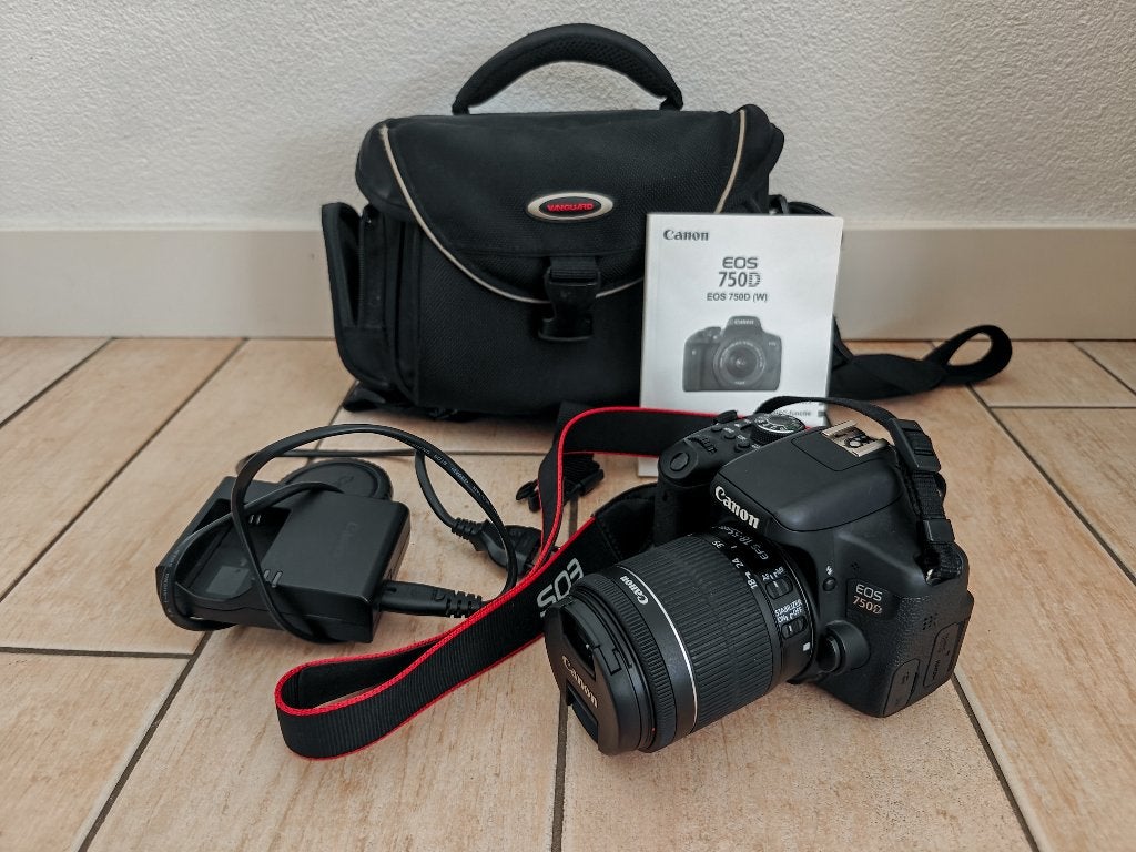Prachtige Canon EOS 750D Spiegelreflexcamera + 18-55mm lens, TV, Hi-fi & Vidéo, Enlèvement ou Envoi, Canon, Batterie, Comme neuf