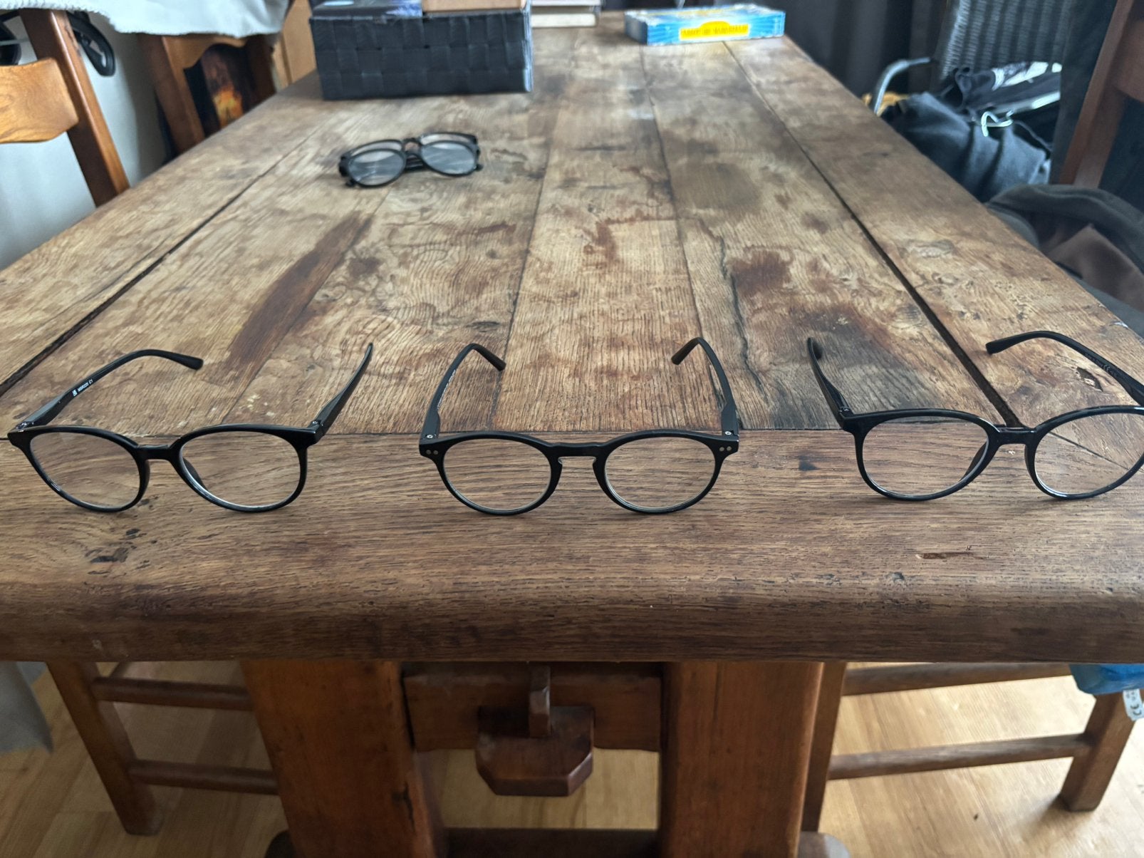 Lunettes de vue 2+, Bijoux, Sacs & Beauté, Neuf, Autres marques, Enlèvement, Lunettes