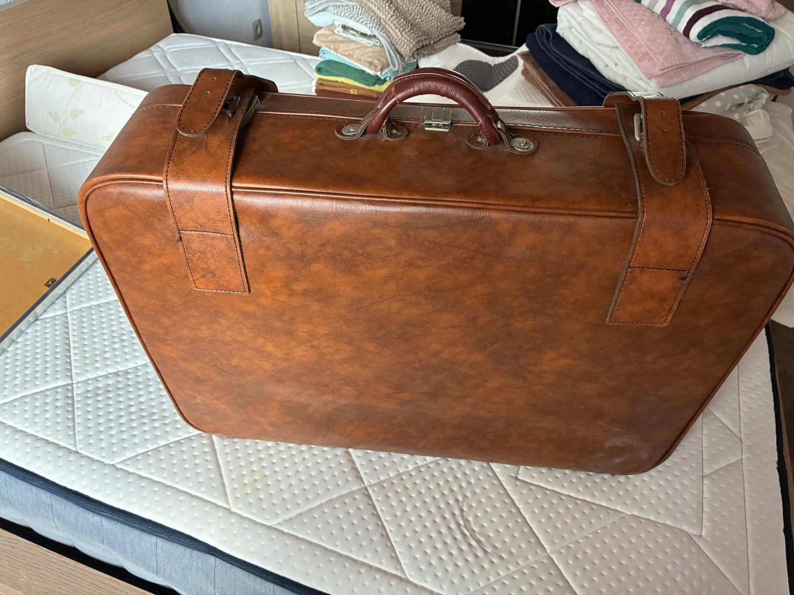 Vintage kleine en grotere lederen koffer, Handtassen en Accessoires, Ophalen, Gebruikt, Leer