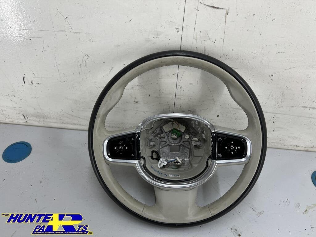 Stuurwiel verwarmd Volvo S60/V90/XC90 ('14-'22) 31407818, Gebruikt, Ophalen of Verzenden, Volvo, Volvo