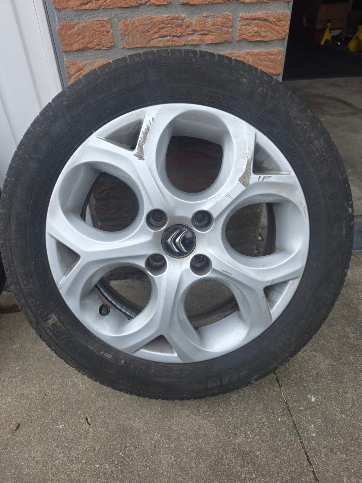 16 inch, Enlèvement, Pneu(s)