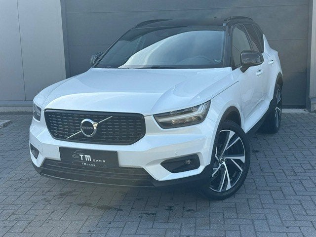 Volvo XC40 R-design camera, Auto's, Voorwielaandrijving, Dealer onderhouden, 4 cilinders, 1969 cc