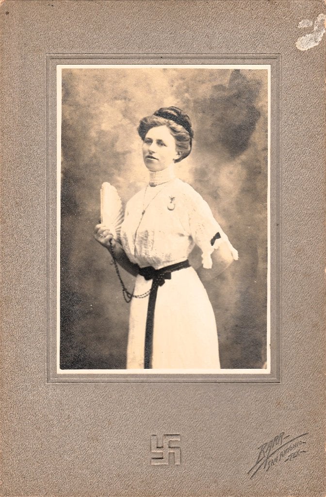 oude foto genomen door D.P.Barr uit San Antonio, Verzamelen, Foto's en Prenten, Gebruikt, Foto, Klederdracht, Ophalen of Verzenden