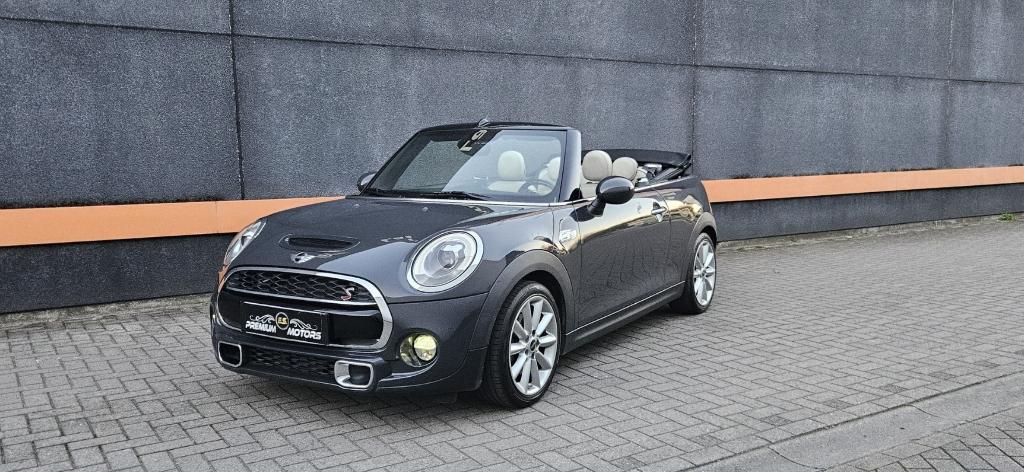MINI Cooper Cabrio 2.0AS 192 PK/EXCL LEDER/NAVI PROFF/CAMERA, Autos, Mini, Cuir, Argent ou Gris, Beige, Entreprise