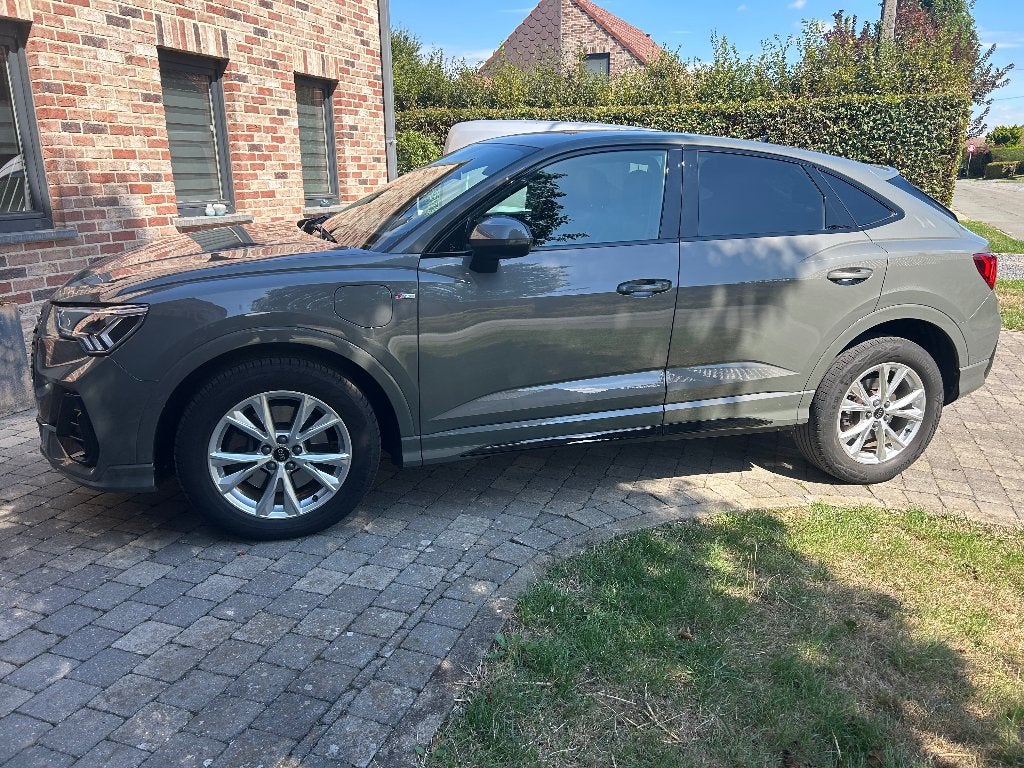 Audi Q3 sportback hybride, Autos, Audi, Achat, 5 portes, 5 places, Automatique