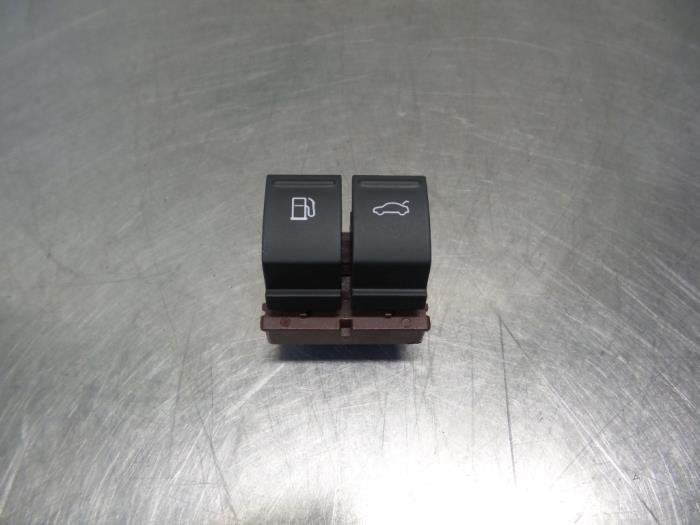 Commutateur clapet réservoir d'un Volkswagen Passat (Passat, Autos : Pièces & Accessoires, -, 3 mois de garantie, Utilisé, -