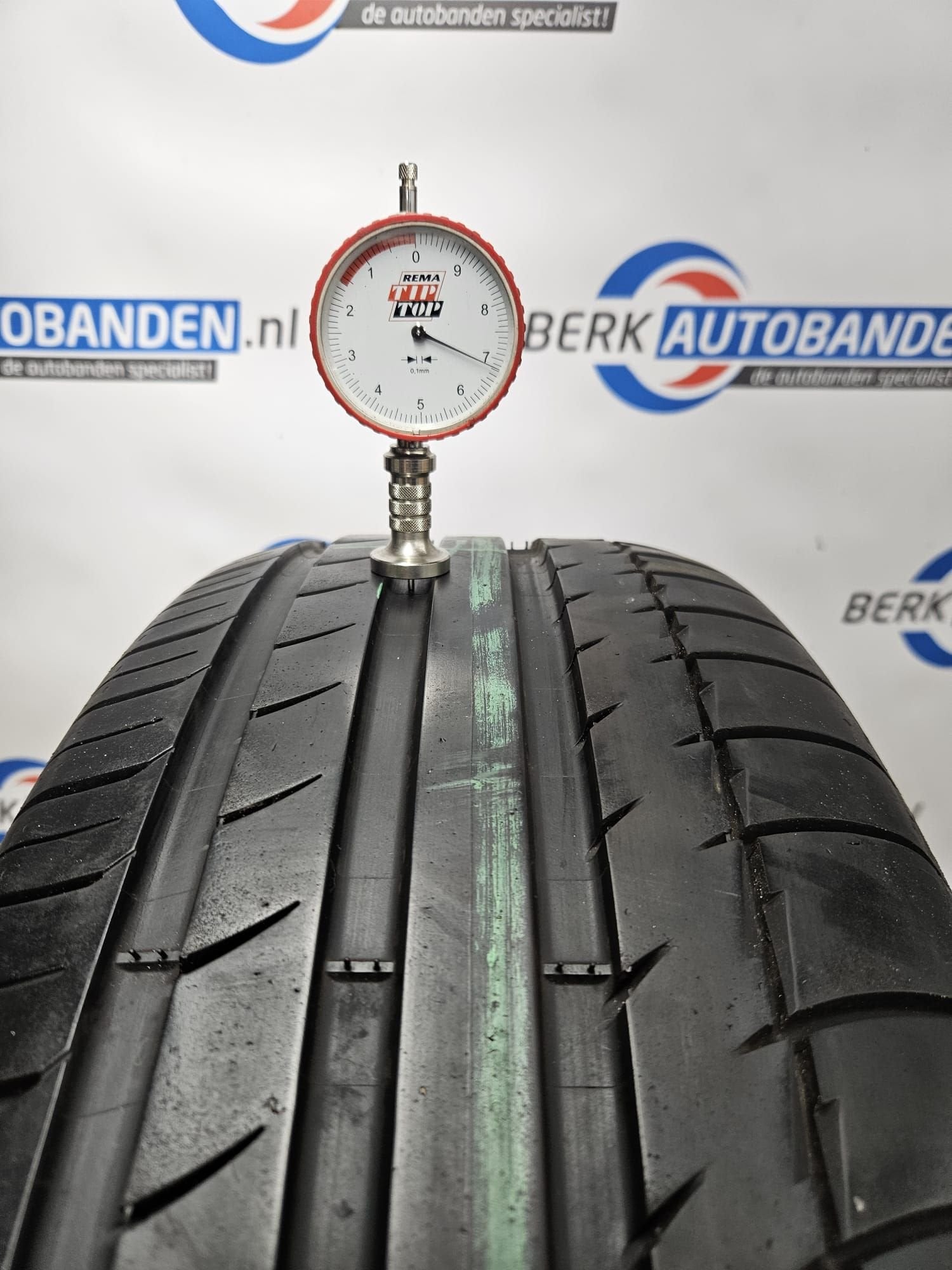 2x Michelin Latitude Sport (AO) 235/55 R17 99V 235/55/17 235, Auto-onderdelen, Gebruikt, -, -, 17 inch