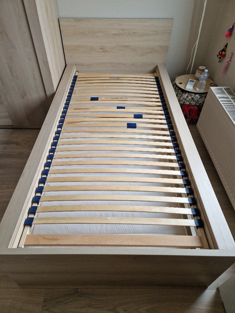Eenpersoonsbed met lattenbodem,nachtkast met schuifkast/bed, Ophalen, Gebruikt, Lattenbodem
