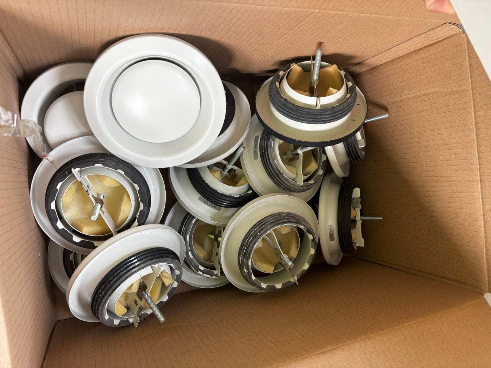 Buses de ventilation et extraction, Bricolage & Construction, Enlèvement, Comme neuf