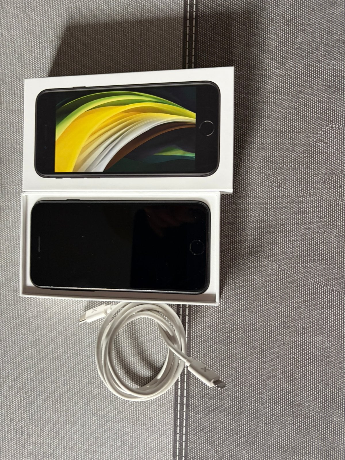Apple iPhone SE (2e génération), Télécoms, Enlèvement, Noir, Autres modèles