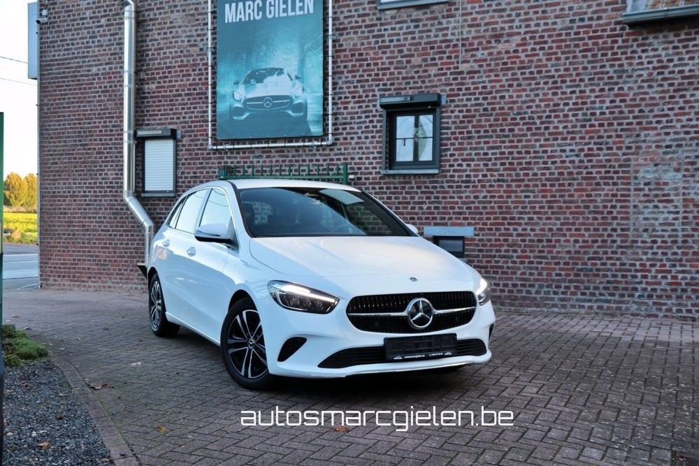 B 200 Progressieve - Camera, Carplay, Navigatie, Spoorassist, 1332 cm³, Achat, Euro 6, Entreprise