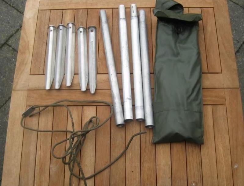 Kit de piquets et poteaux de rechange pour tentes individuel, Collections, Objets militaires | Général, Enlèvement ou Envoi, Armée de terre