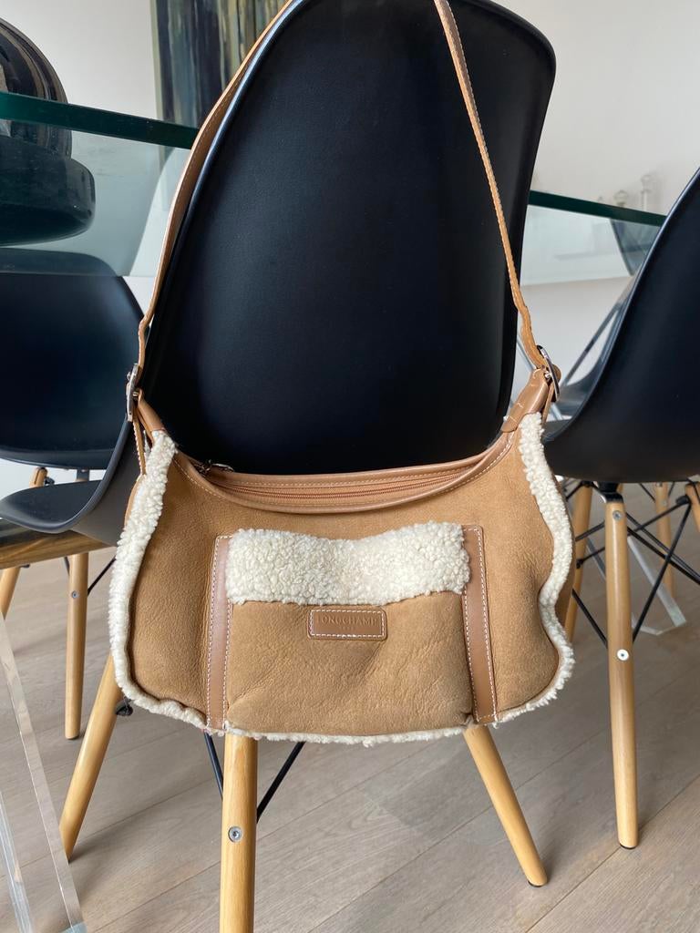 Sac Longchamp mouton retroune, Enlèvement ou Envoi, Comme neuf, Autres couleurs, Sac à bandoulière