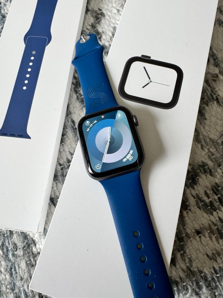 Apple Watch 4 44mm perfecte staat, Handtassen en Accessoires, Smartwatches, Gebruikt, Zwart, IOS, Ophalen of Verzenden