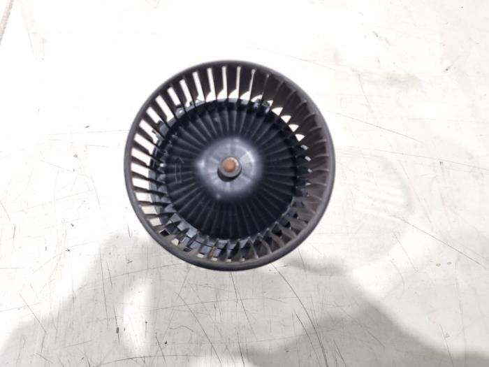 Moteur de ventilation chauffage d'un BMW 2-Serie, -, 3 mois de garantie, Utilisé, -