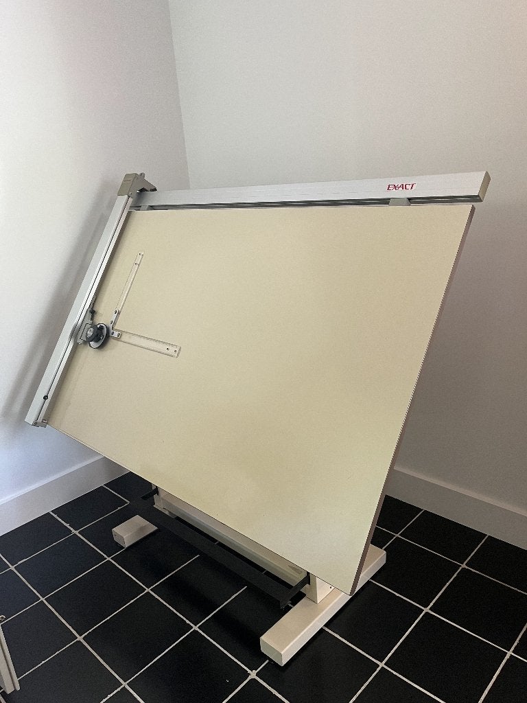 tekentafel , tafel voor allerlei doeleinden, Ophalen, Gebruikt