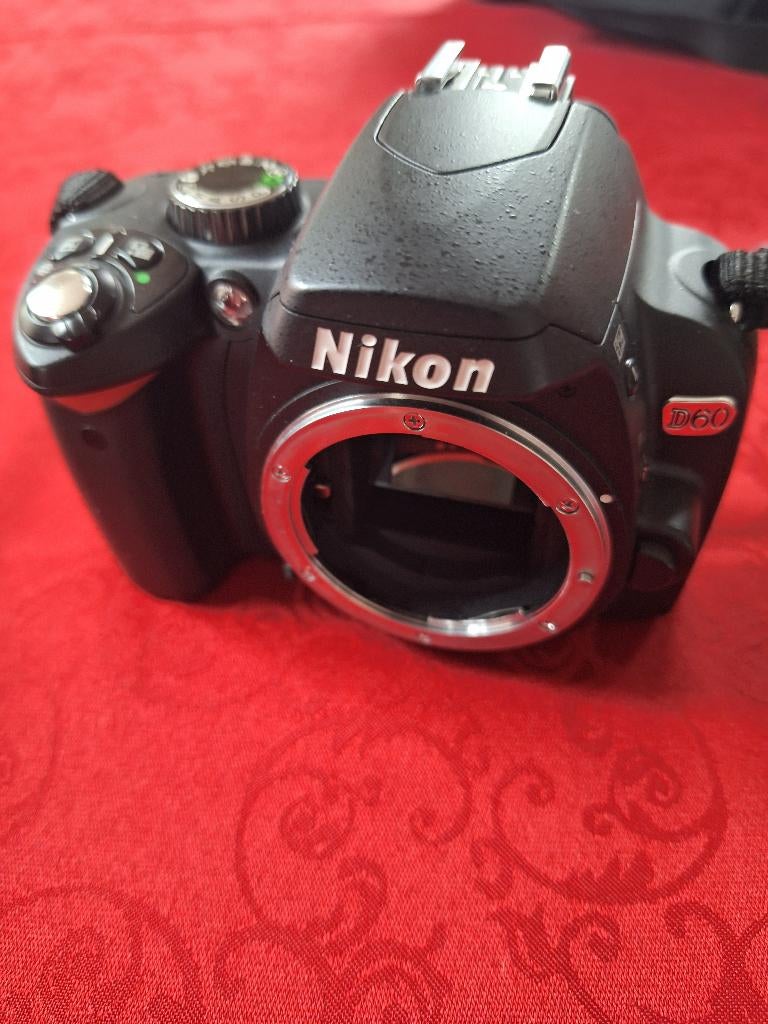 Nikon spiegelreflex, Spiegelreflex, Ophalen of Verzenden, Zo goed als nieuw, 4 t/m 7 keer