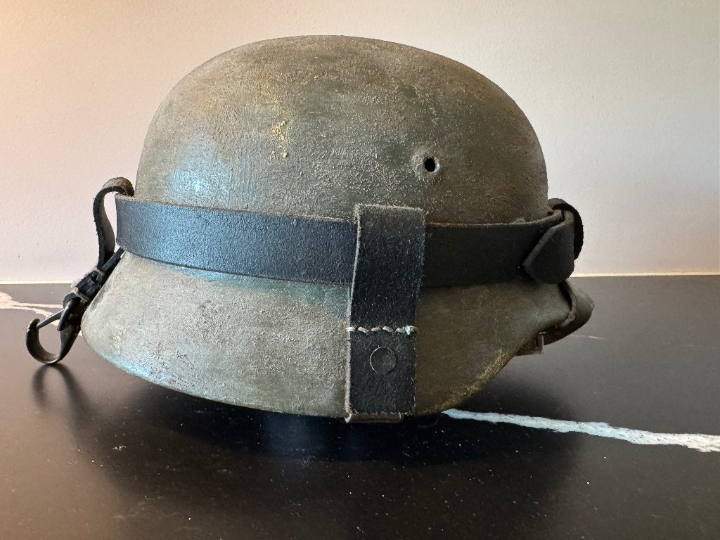 Duitse WO2 helm M40 – originele pot – gerestaureerd, Verzamelen, Ophalen of Verzenden, Landmacht, Helm of Baret