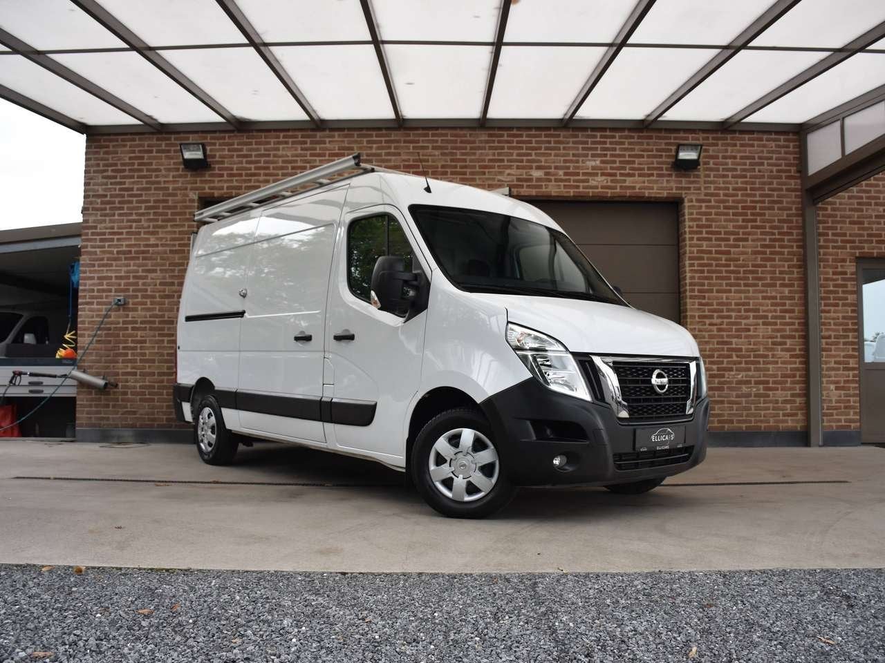 Nissan Interstar 2.3 DCI 33 L2H2 3 ZIT / IMPERIAAL / CARPLA, Auto's, Bedrijf, 5 deurs, Te koop, https://public.car-pass.be/vhr/4c0e3f1c-afec-4124-8879-07a6c62caa61