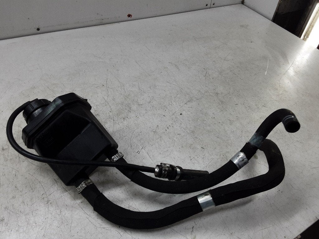 POMPE DE DIRECTION Ferrari GTC4 Lusso (01-2016/-), Mevr. I. Hauben, Ferrari, Utilisé, Rue de l'Espoir 34 34
4030  GRIVEGNÉE, BE