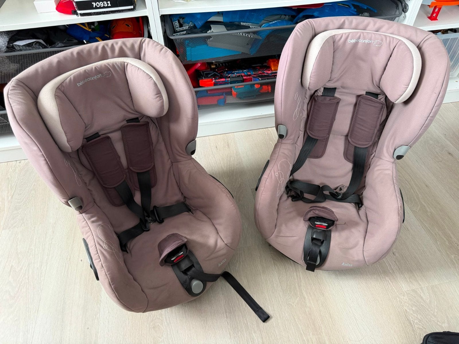 Sièges auto bébé confort Axiss, Enfants & Bébés, Sièges auto, 9 à 18 kg, Ceinture de sécurité
