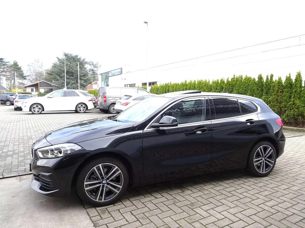 BMW 1 Serie 118 i 5d. PANODAK,CAMERA,CARPLAY,LEDER,FULL LED,, 100 kW, 1 Reeks, Gebruikt, 136 pk