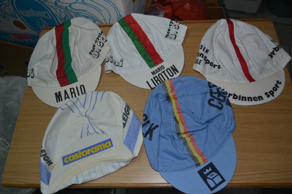 5 retro petjes, Ophalen of Verzenden