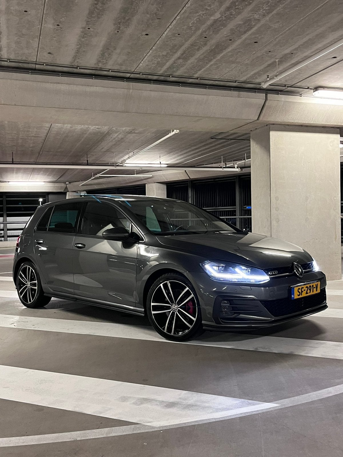 VW Golf 2.0 TDI GTD NOUVEAU MOTEUR 139 000 km DSG 184 CV, Argent ou Gris, 1338 kg, Carnet d'entretien, Alcantara