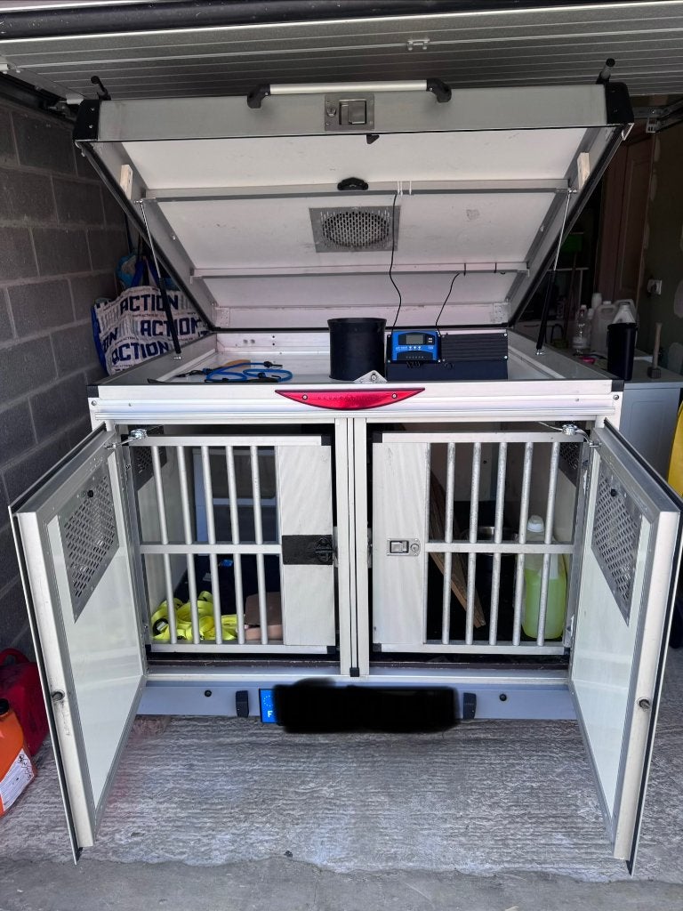 Hondenaanhangwagen, Ophalen, Gebruikt