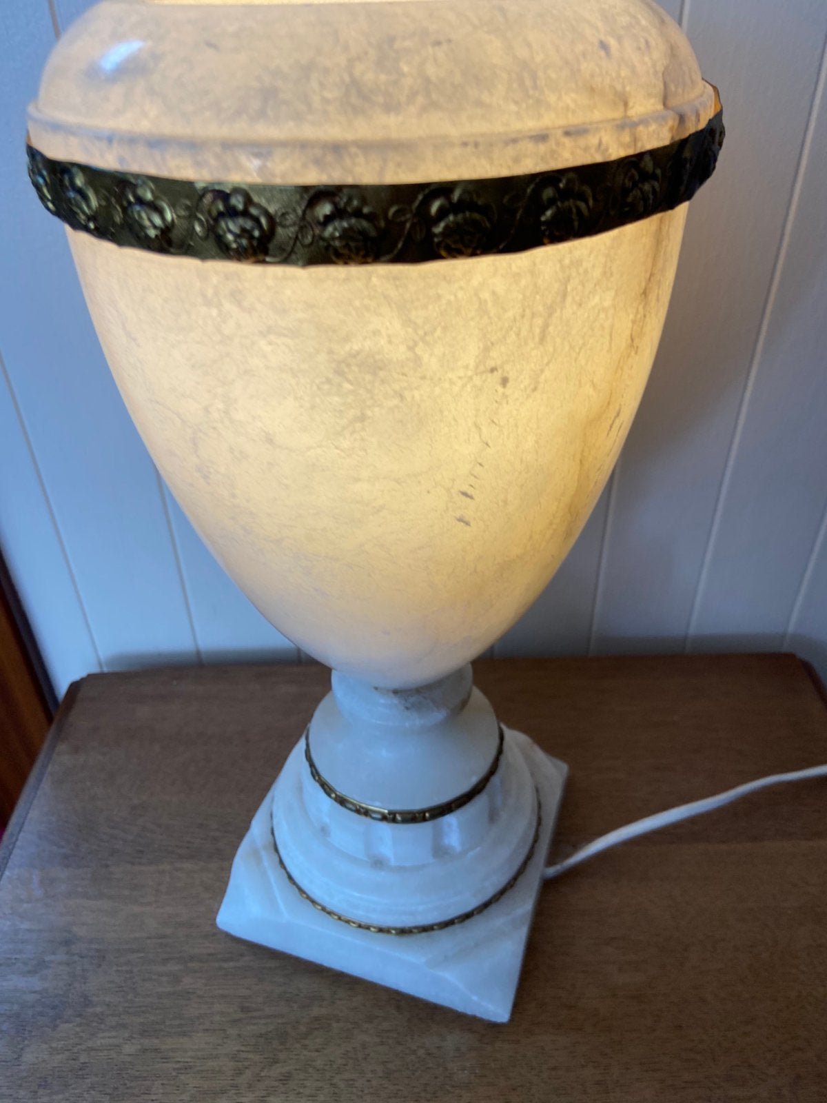 LAMPE DE TABLE VINTAGE EN ALBÂTRE, Antiquités & Art, Enlèvement
