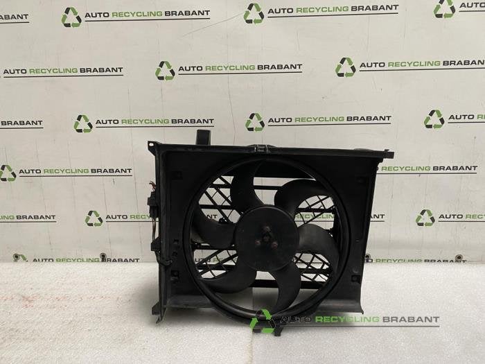 Ventilateur d'un BMW 3-Serie, -, 3 mois de garantie, Utilisé, -