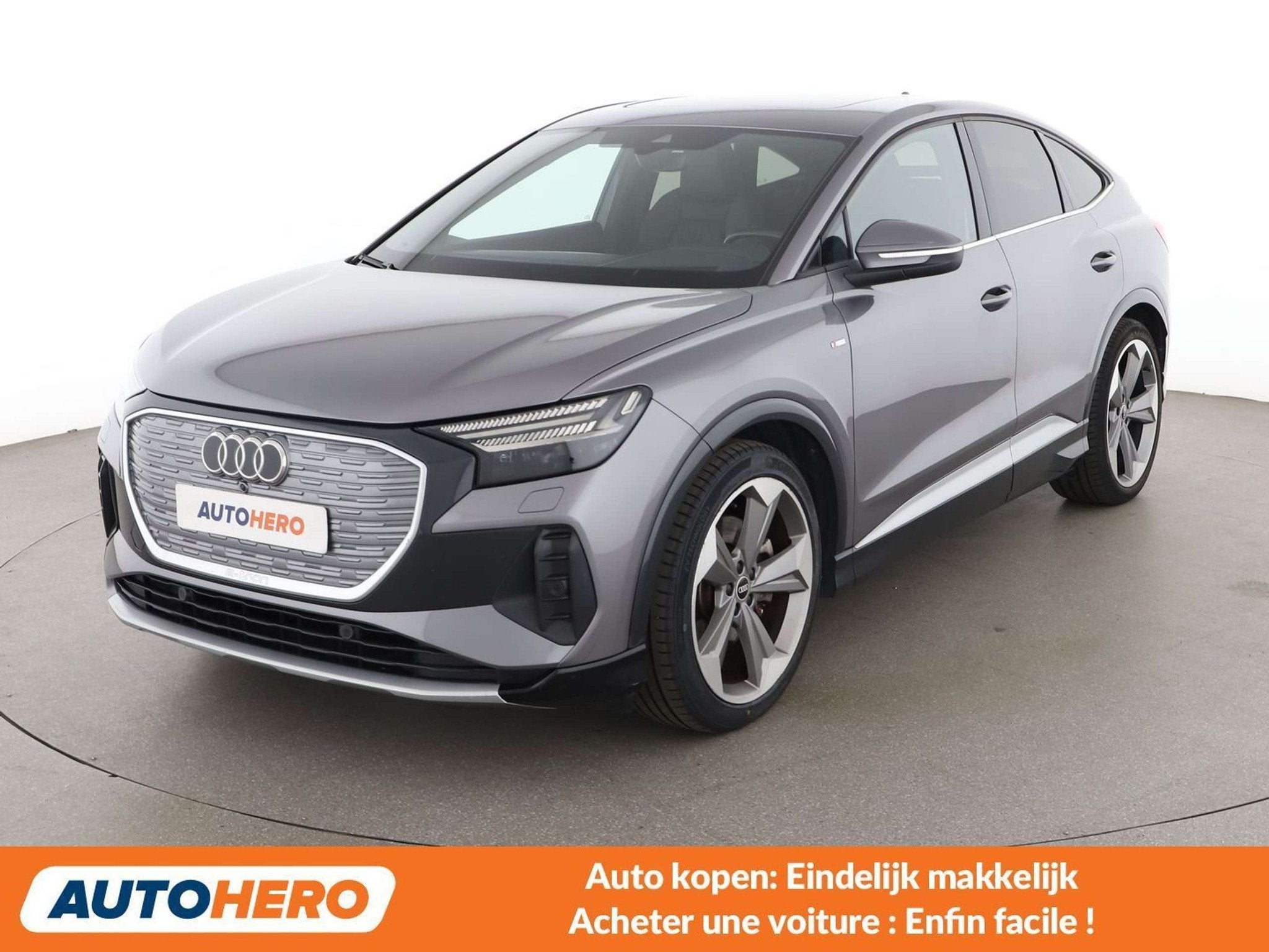 Audi Q4 e-tron 40 e-tron (année de construction 2021), Argent ou Gris, Achat, Noir, 5 places