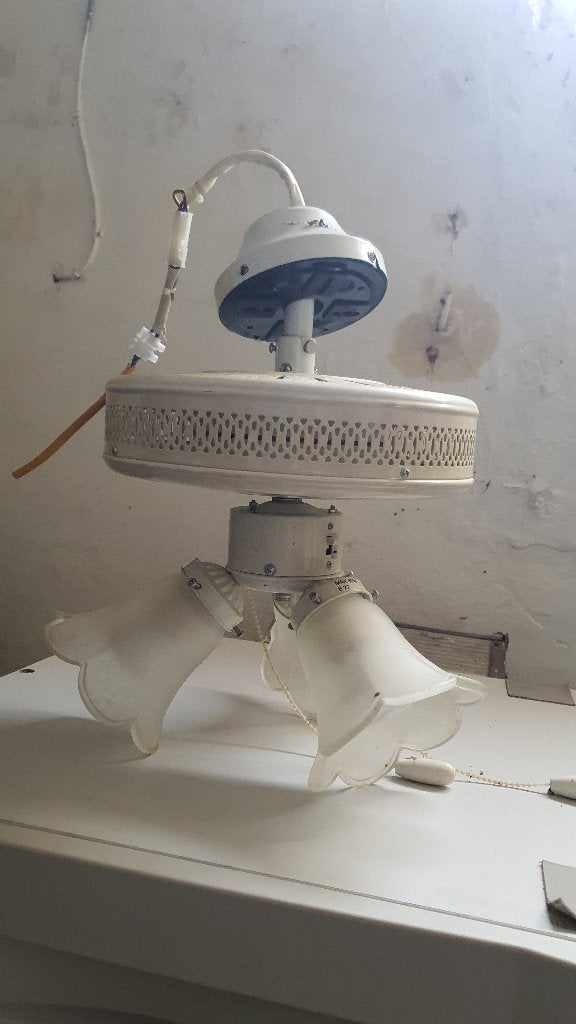 ventilateur de plafond avec 3 points lumineux, Enlèvement, Utilisé