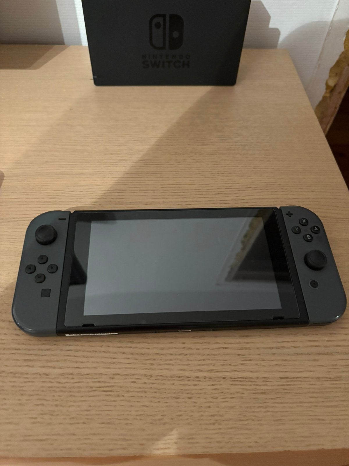 Nintendo switch met extra controlers en games, Games en Spelcomputers, Spelcomputers | Nintendo Switch, Met 3 controllers of meer