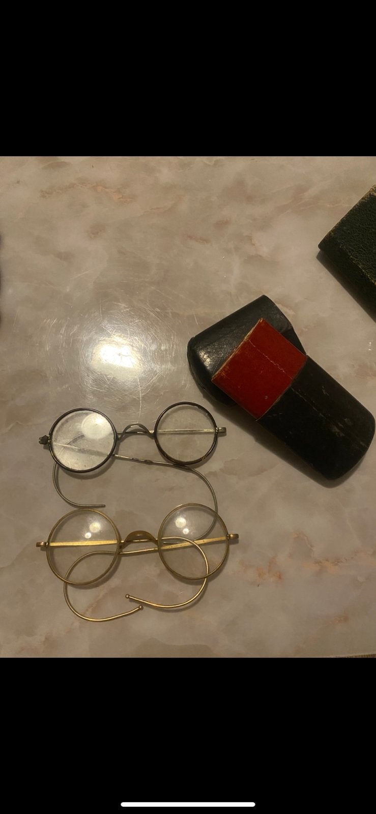 Twee vintage brillen met brillenkoker, Ophalen