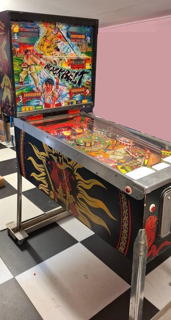 flipper blackbelt, Enlèvement