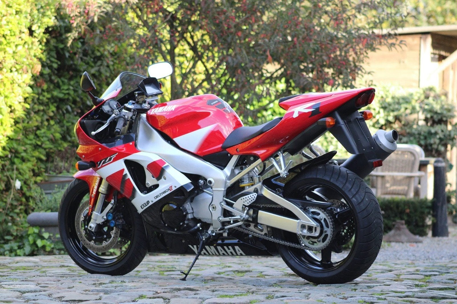 Collectorsitem in absolute showroom staat,Yamaha YZF R1, Motoren, Occasion, 4 cilinders, Motorrijbewijs A, Handgeschakeld