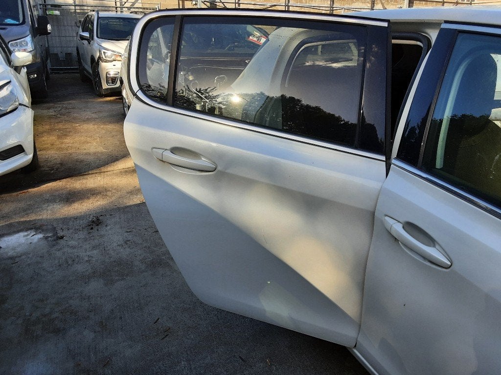 PORTE DROITE ARRIÈRE Peugeot 308 (L3 / L8 / LB / LH / LP), Kontakt-peugeot@peugeot.com, Utilisé, Porte, Arrière