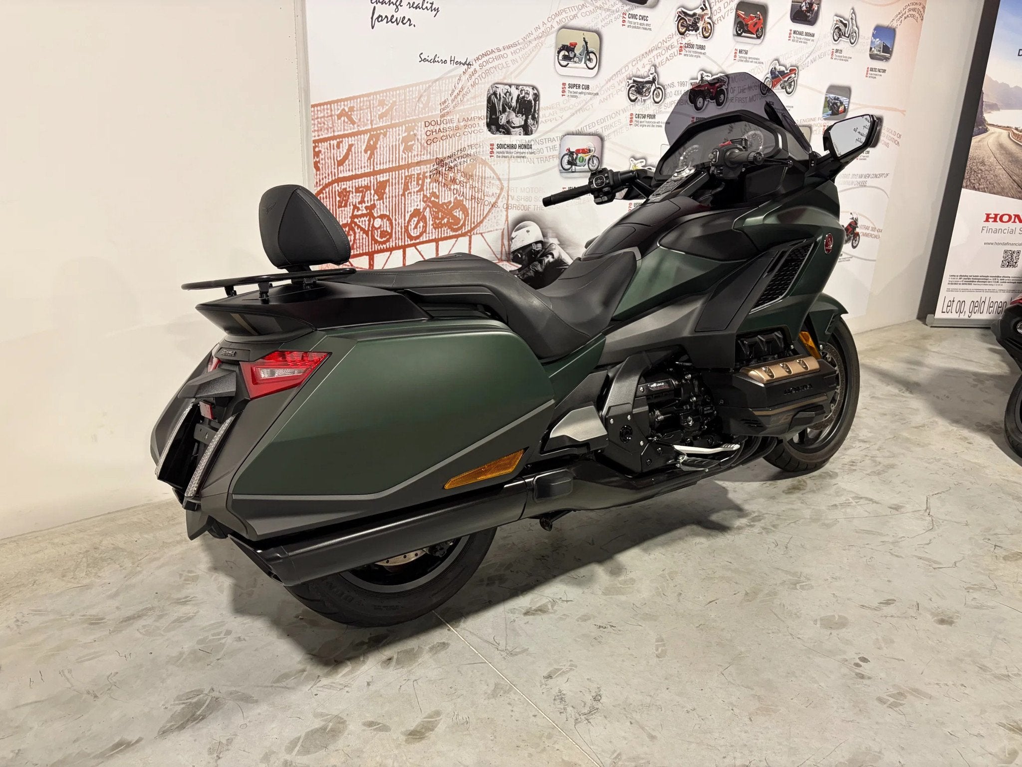 Honda GL 1800 Goldwing DCT bagger mer Remus uitlaten, Motos, Tourisme, Entreprise, Plus de 35 kW, 1800 cm³
