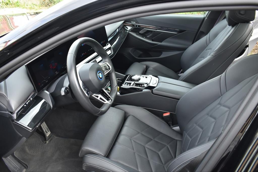 BMW I5 TOURING EDRIVE40, Auto's, BMW, Zwart, 5 deurs, 0 g/km, Euro 6