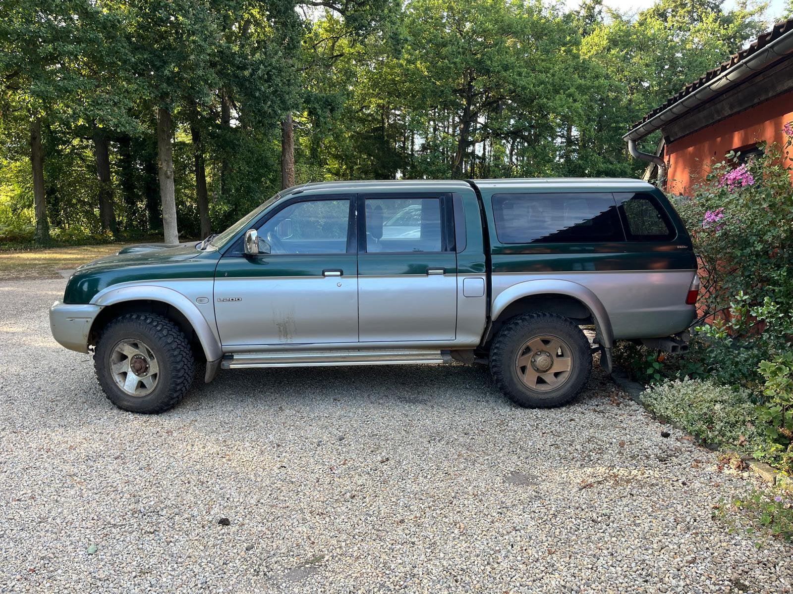 Mitsubishi L200 2.5 Diesel 4x4 – 2003 – 101 566  km, Auto's, Mitsubishi, Particulier, L200, 4x4, SUV of Terreinwagen