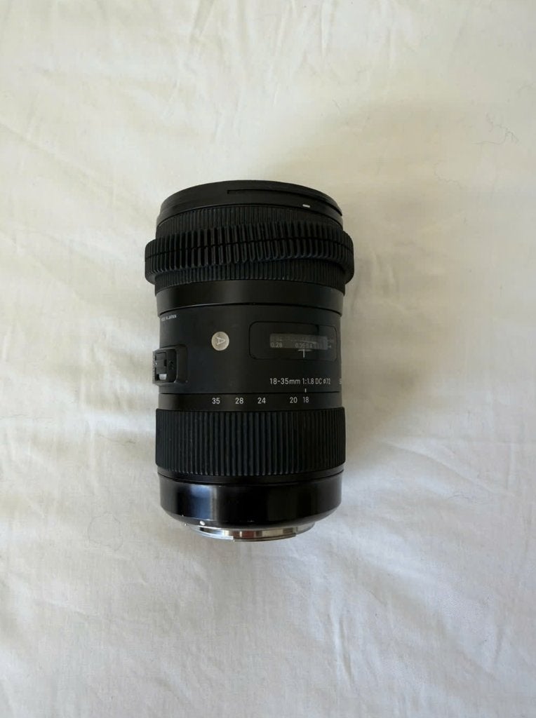 Sigma 18-35mm 1.8 EF-S, Pare-soleil, Sigma, Enlèvement, Utilisé